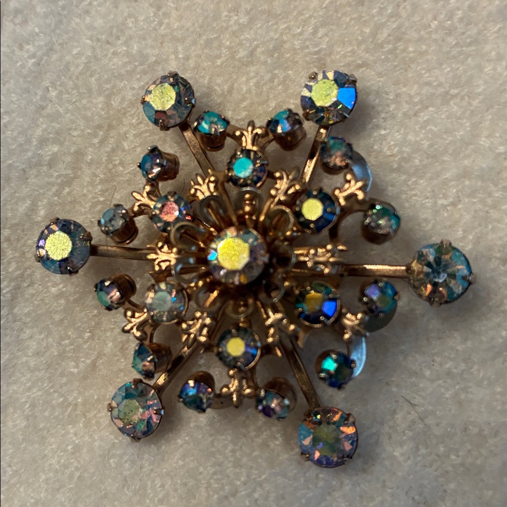Vintage iridescent broach pin